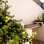 Fever Tree Cottage - Self Catering Apartment